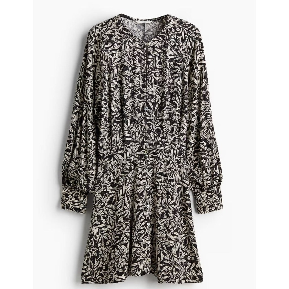 H&M Floral Dress‎ Medium Black Ivory Bishop Sleeve Button Front Fit & Flare